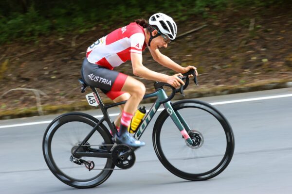 Anna Kiesenhofer: Pembalap Sepeda yang Mengukir Sejarah di Olimpiade