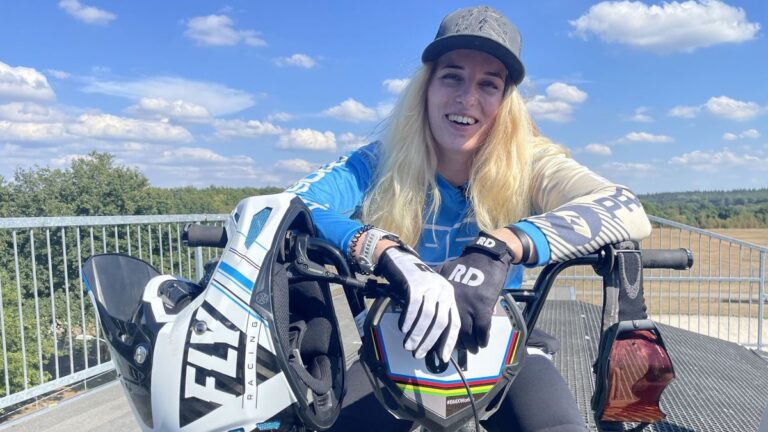 Manon Veenstra: Bintang Sepeda BMX Wanita yang Menonjol di Kancah Internasional
