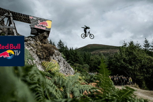 Red Bull Hardline: Ajang Sepeda Gunung yang Penuh Tantangan Ekstrem