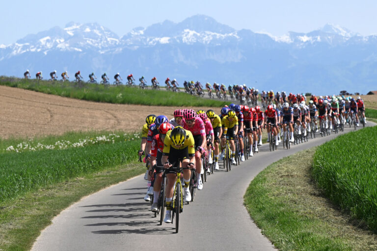 Giro d’Italia: Balapan Sepeda Legendaris yang Menghiasi Jalanan Italia