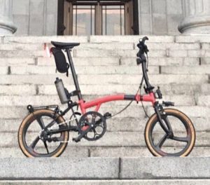 sepeda-black-edition-m2l-rocket-red-desain-elegan-dan-tangguh