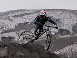 evend-sepeda-balap-sepeda-gunung-kompetisi-seru-dan-menantang