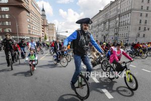 festival-sepeda-musim-gugur-di-moskow-perayaan-bersepeda-seru