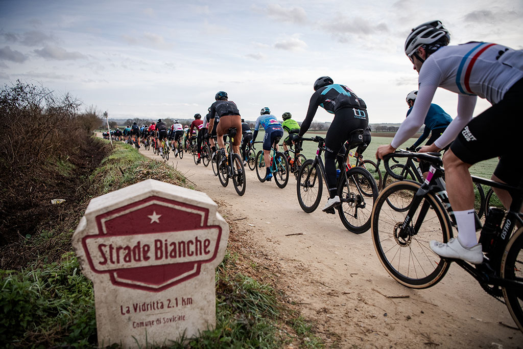 Evend Sepeda Gran Fondo Strade Bianche: Keindahan dan Tantangan Rute