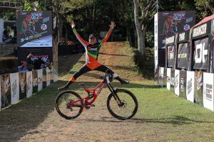 evend-sepeda-rally-altas-cumbres-petualangan-menantang-di-puncak-gunung