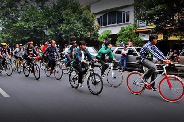 Hari Bersepeda ke Tempat Kerja: Promosi Sepeda sebagai Alternatif Transportasi
