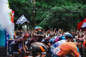 evend-sepeda-race-menuju-kaiser-perjalanan-dan-prestasi-peserta