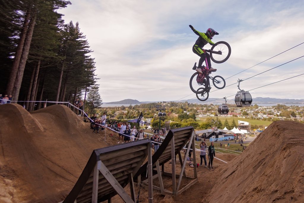 Festival Sepeda Evend Crankworx di Rotorua, Innsbruck, dan Whistler