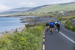 menikmati-keindahan-alam-sepeda-tour-de-burren-di-irlandia