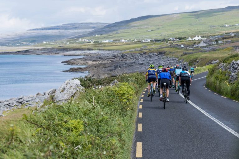 menikmati-keindahan-alam-sepeda-tour-de-burren-di-irlandia