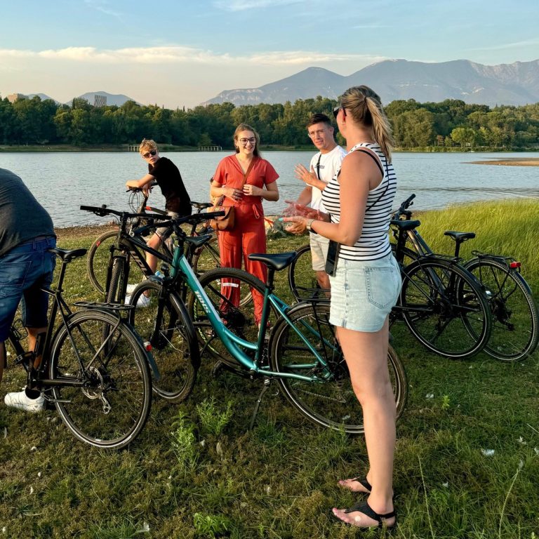 menjelajahi-sepeda-tur-gunung-di-albania-bersama-ride-albania